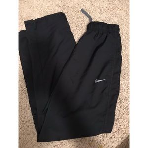 Nike Windpants - Size small